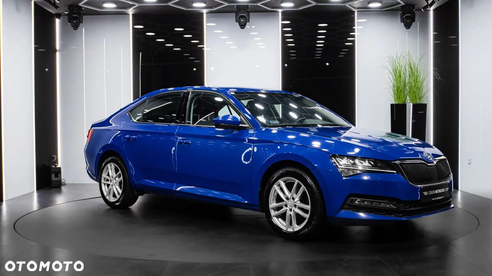 Skoda Superb 2.0 TDI SCR Ambition - 8