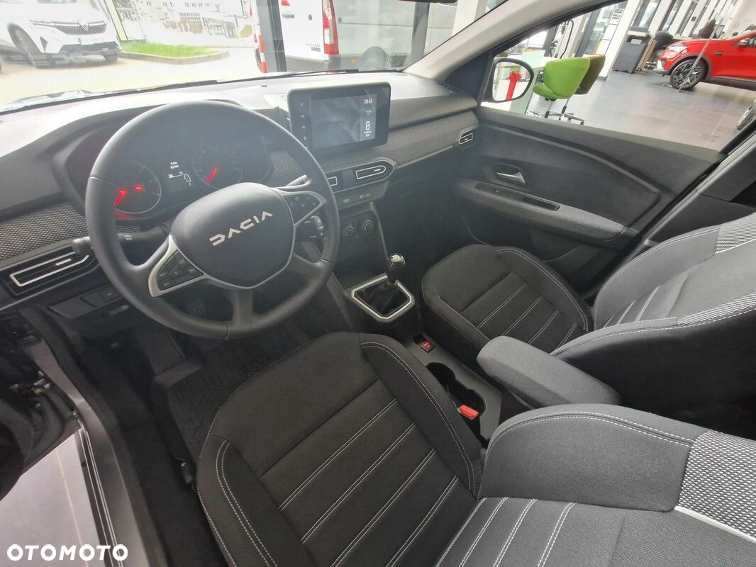 Dacia Jogger 1.0 TCe Expression 7os - 20
