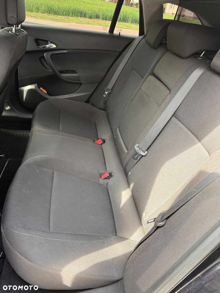 Opel Insignia 1.8 - 7