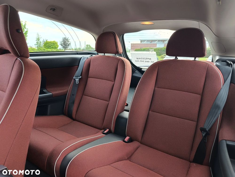 Volvo C30 1.6D - 15