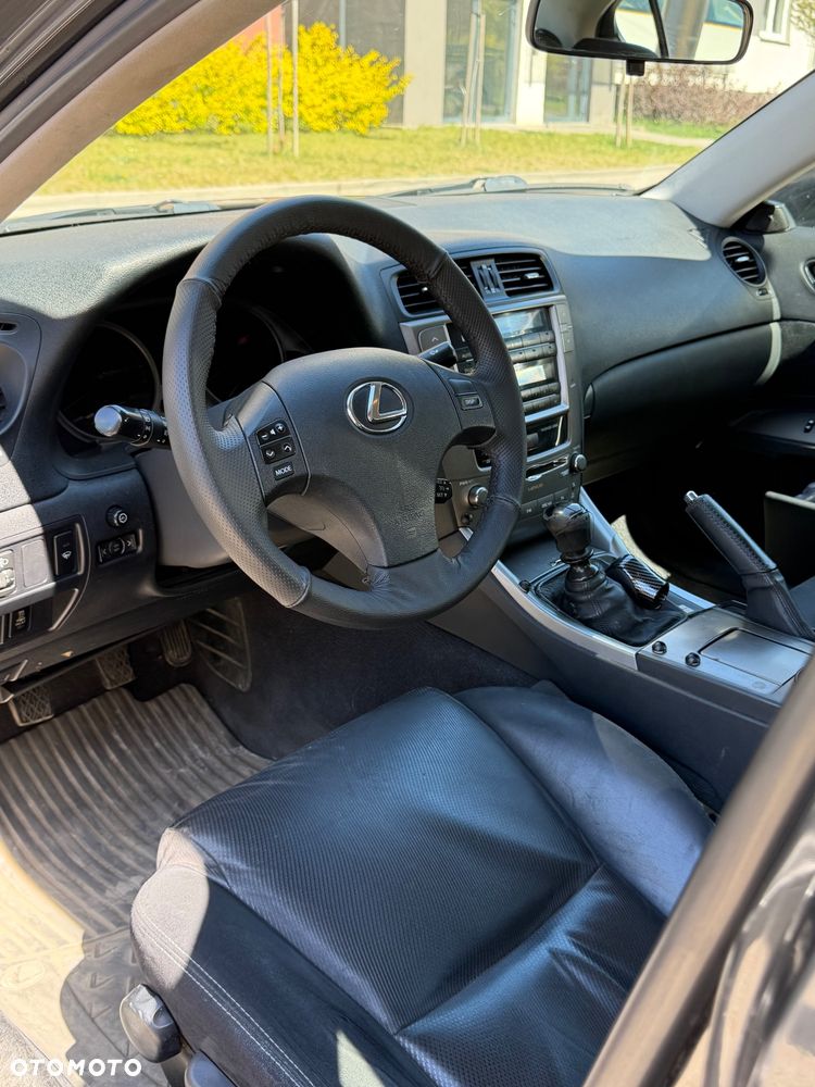 Lexus IS 220 D Comfort - 9