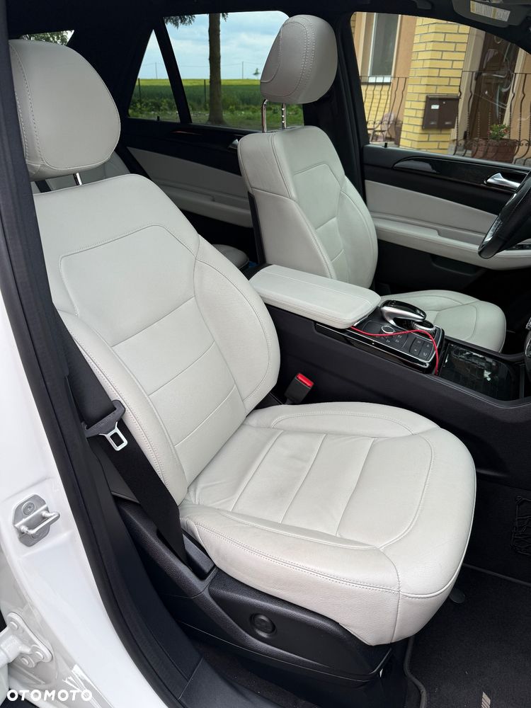 Mercedes-Benz GLE 450 AMG 4Matic 9G-TRONIC AMG Line - 34