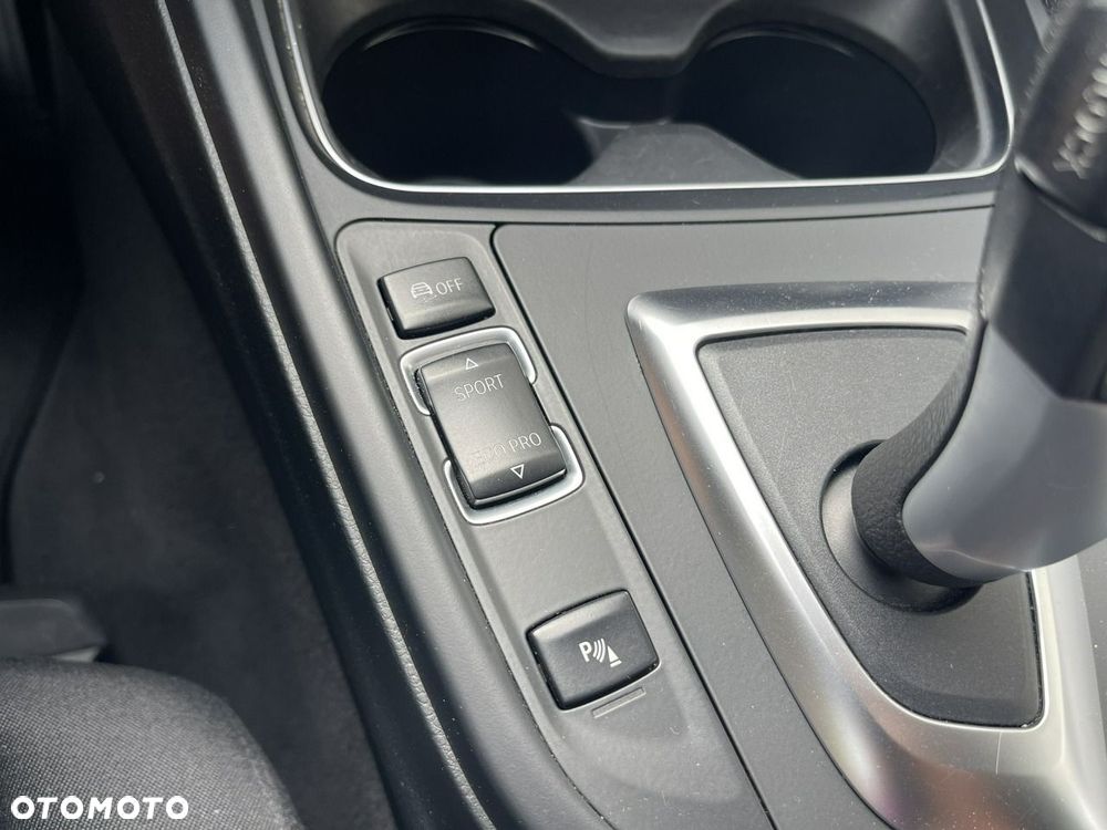 BMW Seria 3 - 36