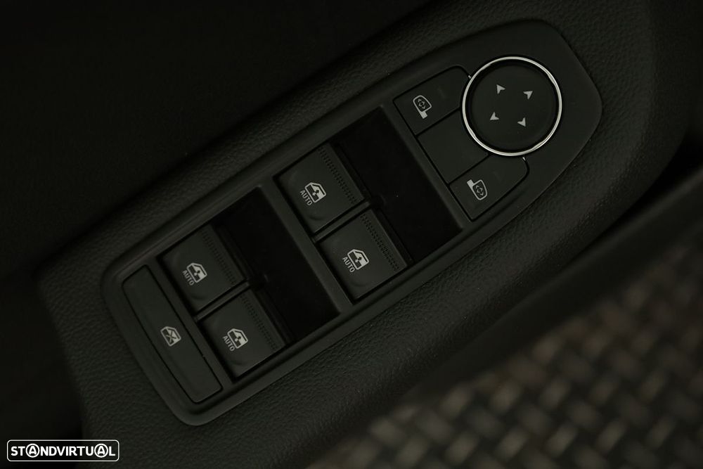 Renault Clio 1.0 TCe Evolution Bi-Fuel - 20