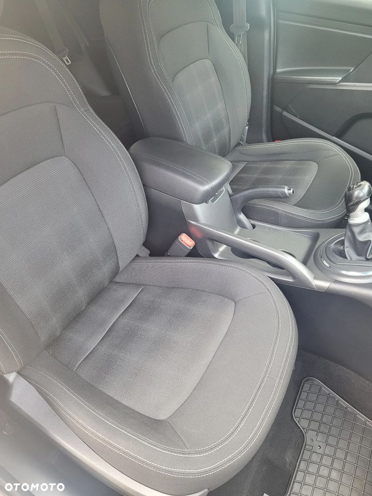 Kia Sportage 1.6 GDI S 2WD - 9