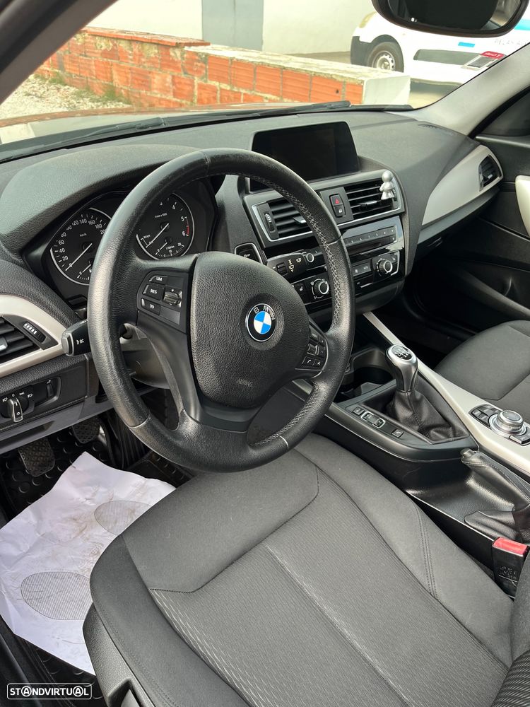BMW 116 d EfficientDynamics — fotografia 9