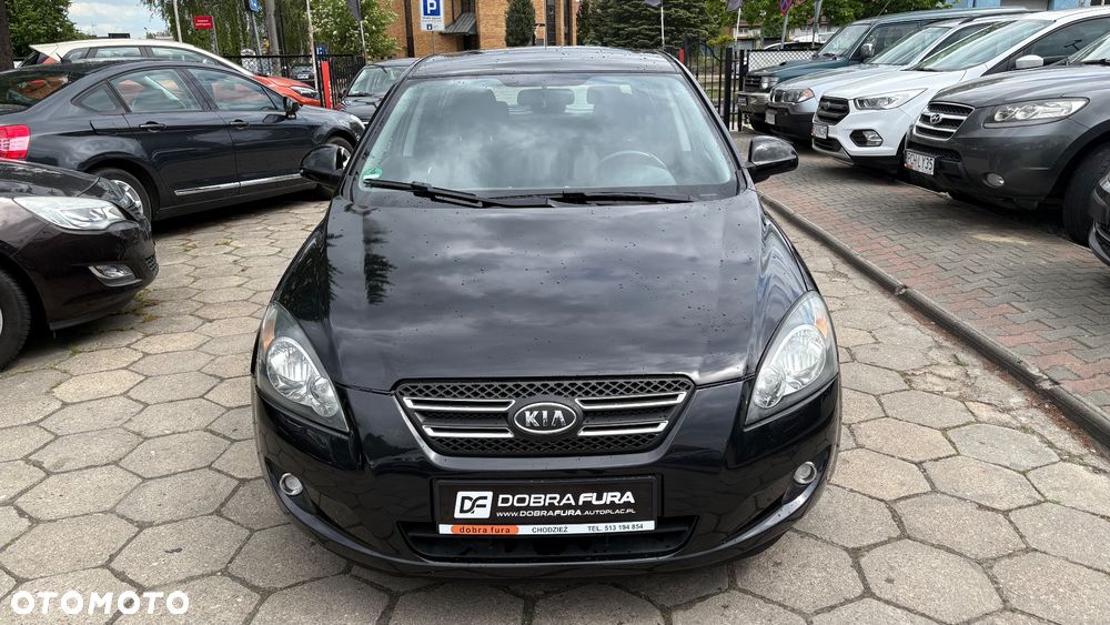 Kia Ceed - 3