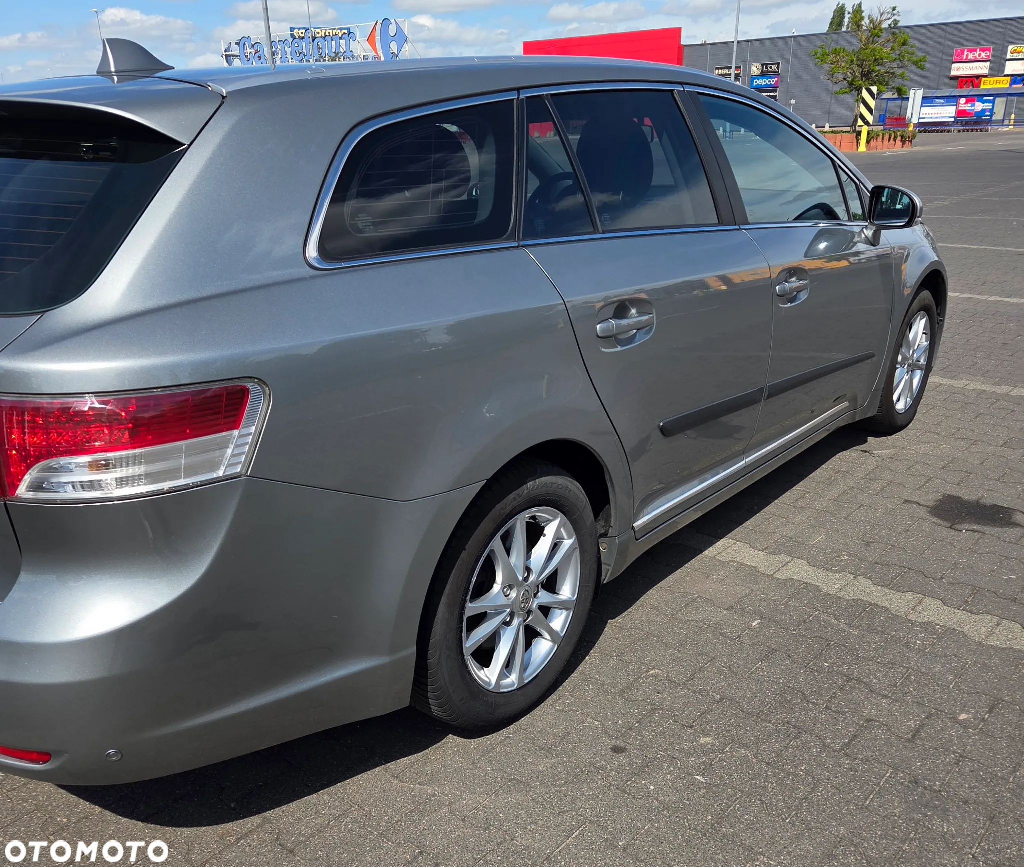 Toyota Avensis 1.8 Luna - 5