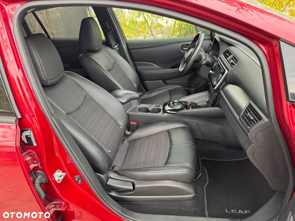 Nissan Leaf 40 kWh Tekna - 20