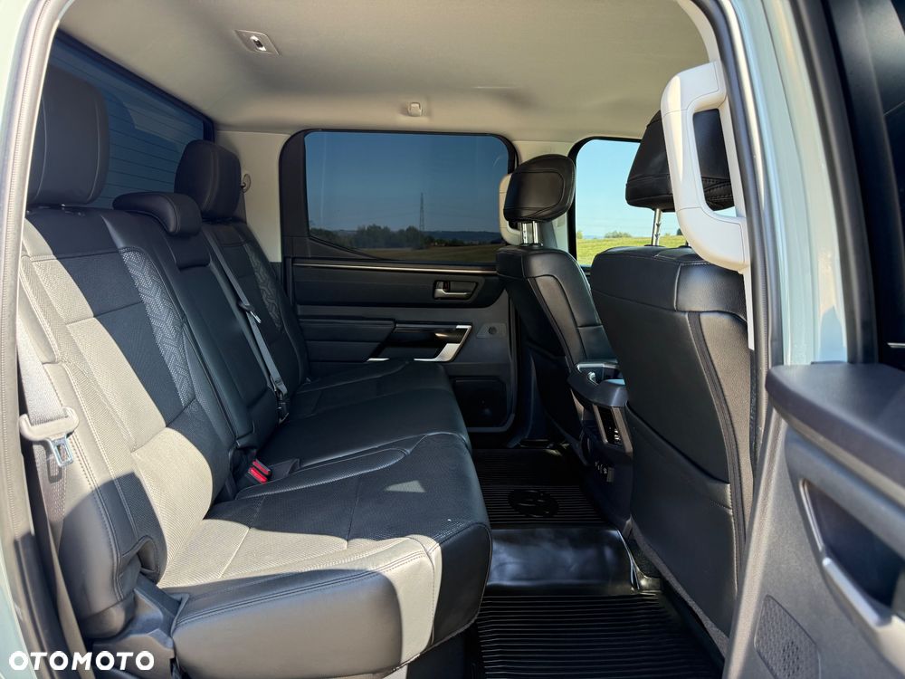 Toyota Tundra - 8