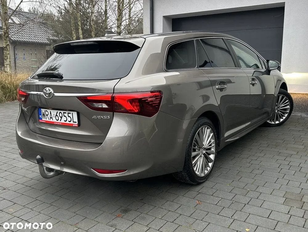 Toyota Avensis Touring Sports 1.8 Edition S+ - 19