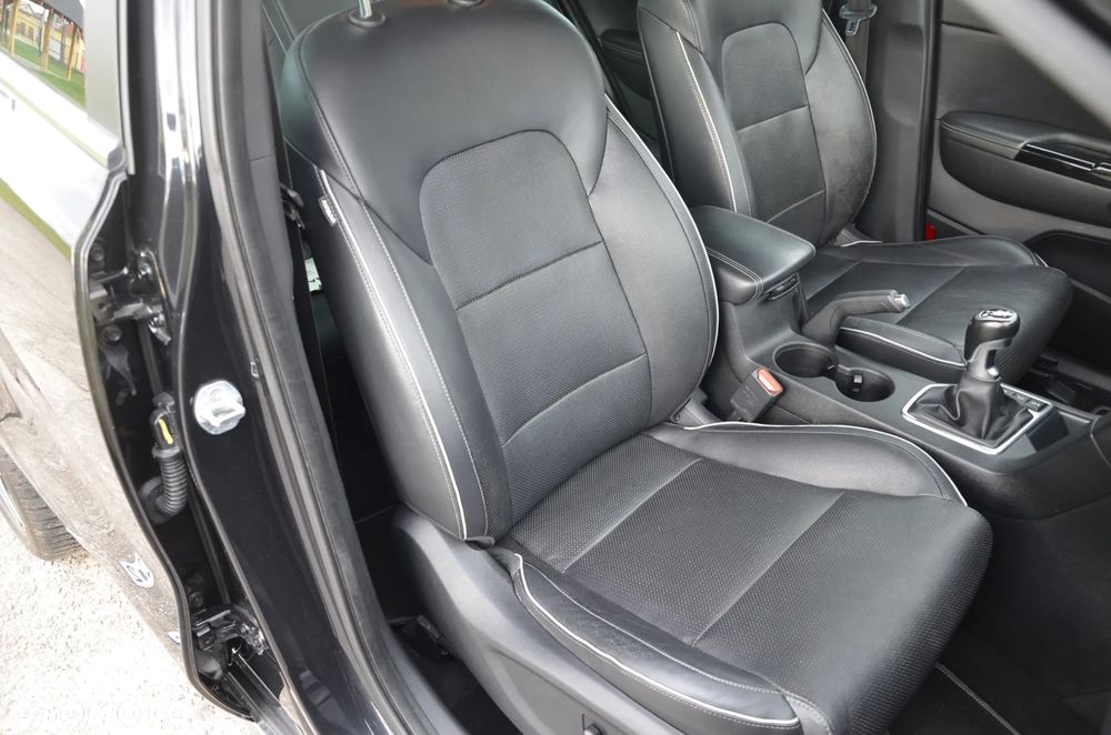 Kia Sportage 2,0 CRDI AWD GT Line - 26