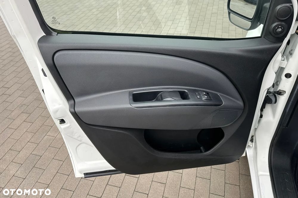 Fiat Doblo 1.4 T-Jet 16V Dynamic CNG - 20