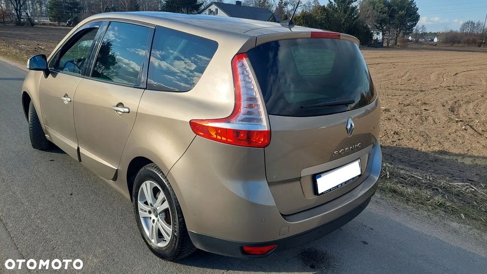 Renault Grand Scenic - 4