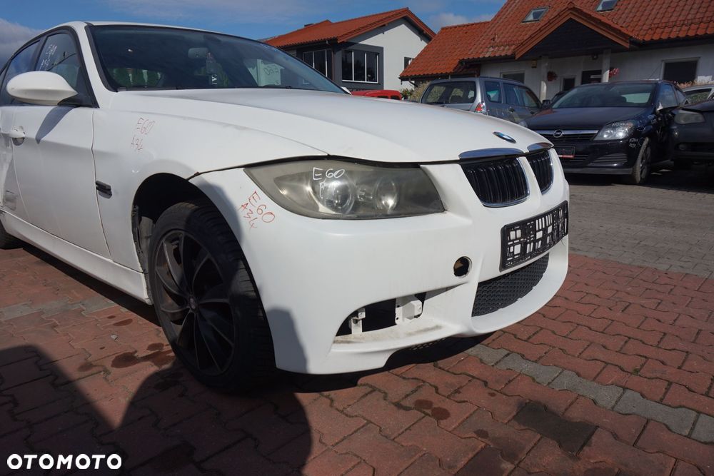 MASKA ZDERZAK BŁOTNIKI LAMPY 3 E90 A34 M-PAKIET BMW 2004-2008 BIAŁY PRZÓD KOMPLETNY - 23