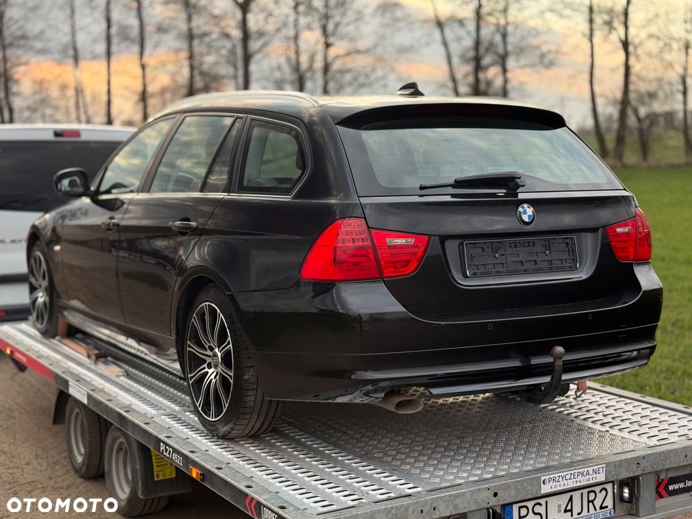 BMW Seria 3 318d DPF - 17