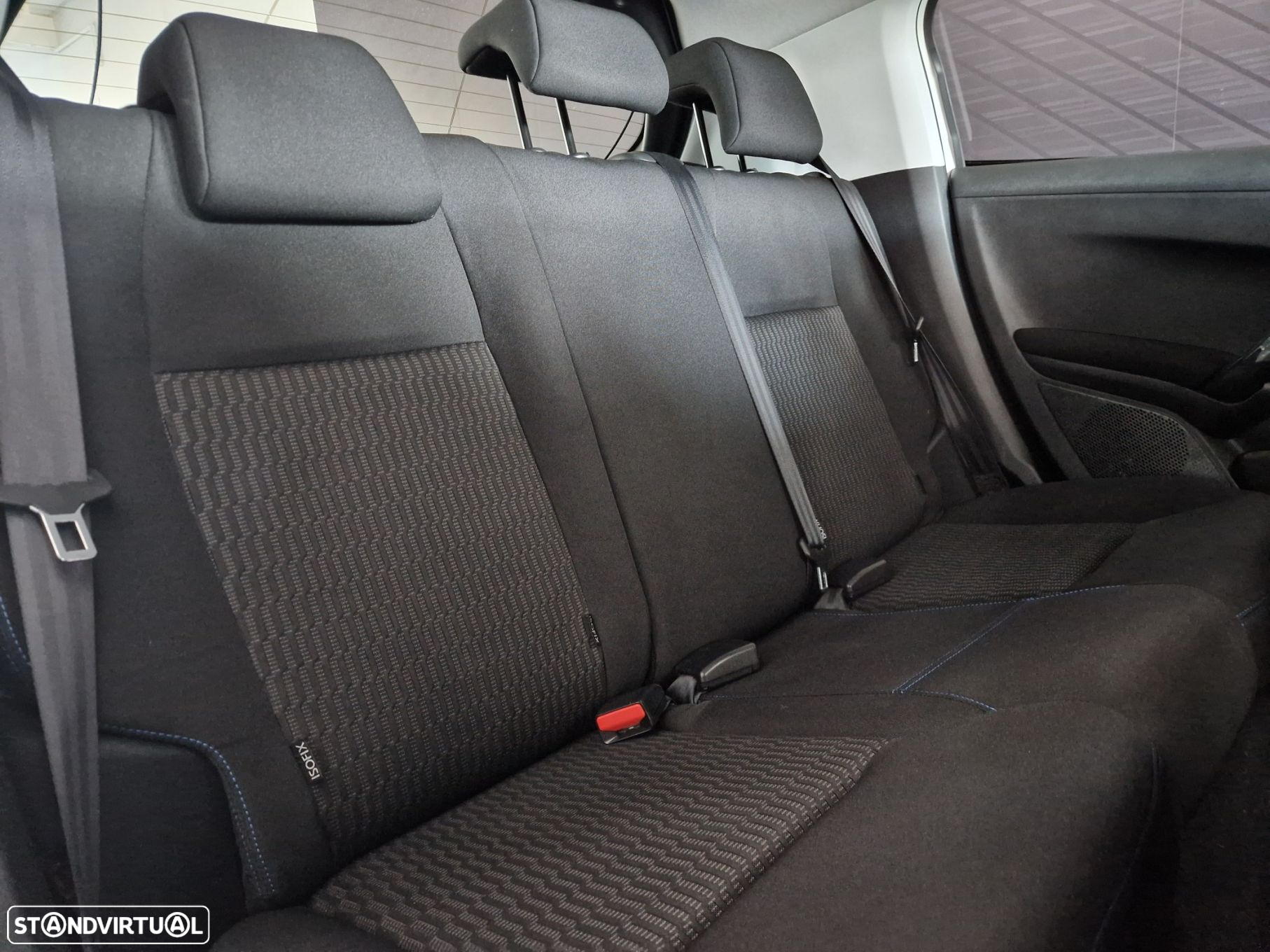 Peugeot 208 1.2 PureTech Style - 21