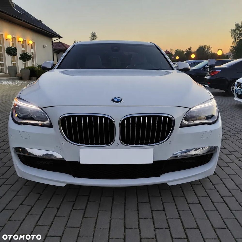 BMW Seria 7 740Li - 2