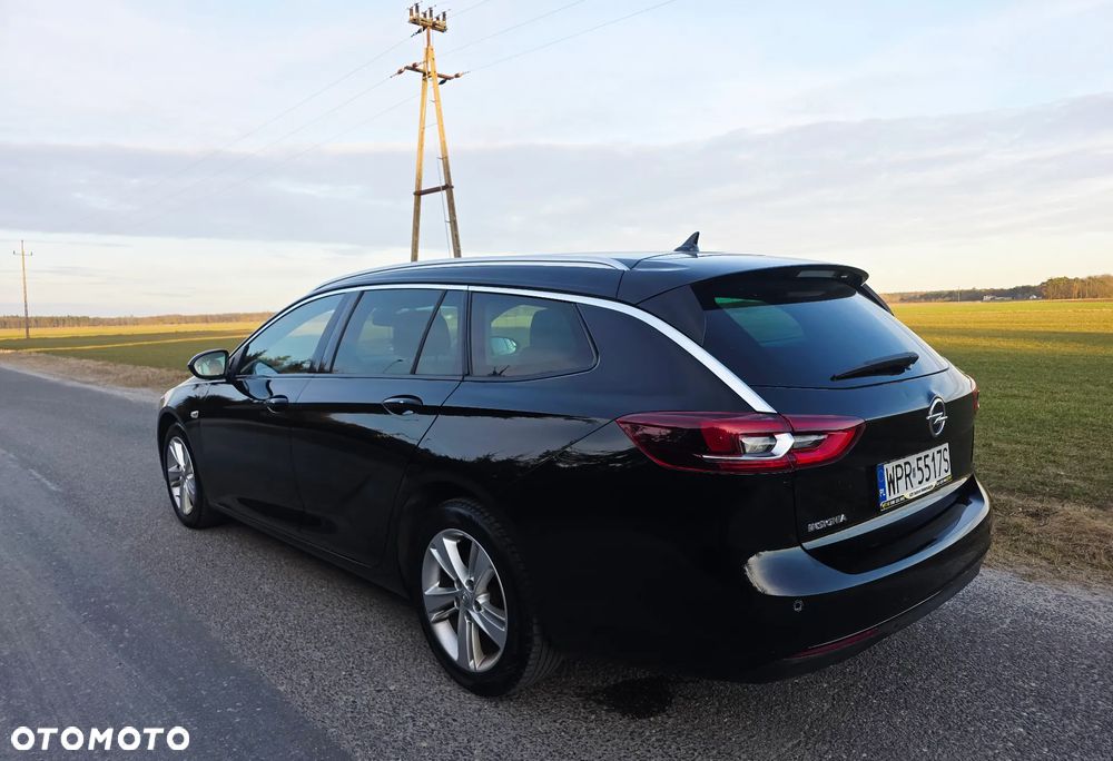 Opel Insignia 1.5 T Exclusive S&S - 11