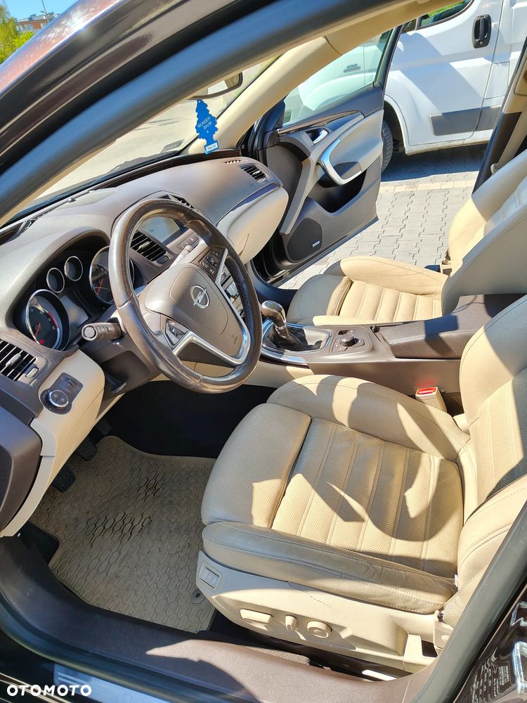 Opel Insignia - 13