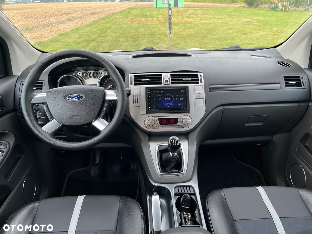 Ford Kuga 2.0 TDCi 4x4 Titanium - 18