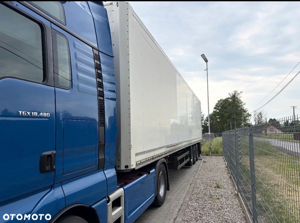 Schmitz Cargobull SKO24 - 3