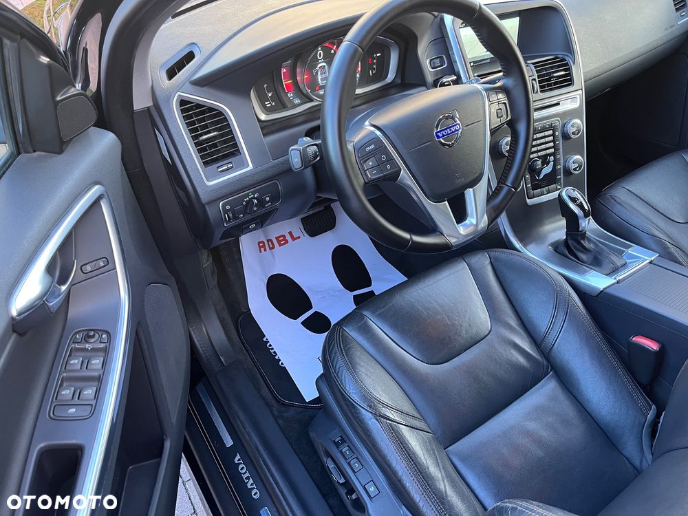 Volvo XC 60 - 8
