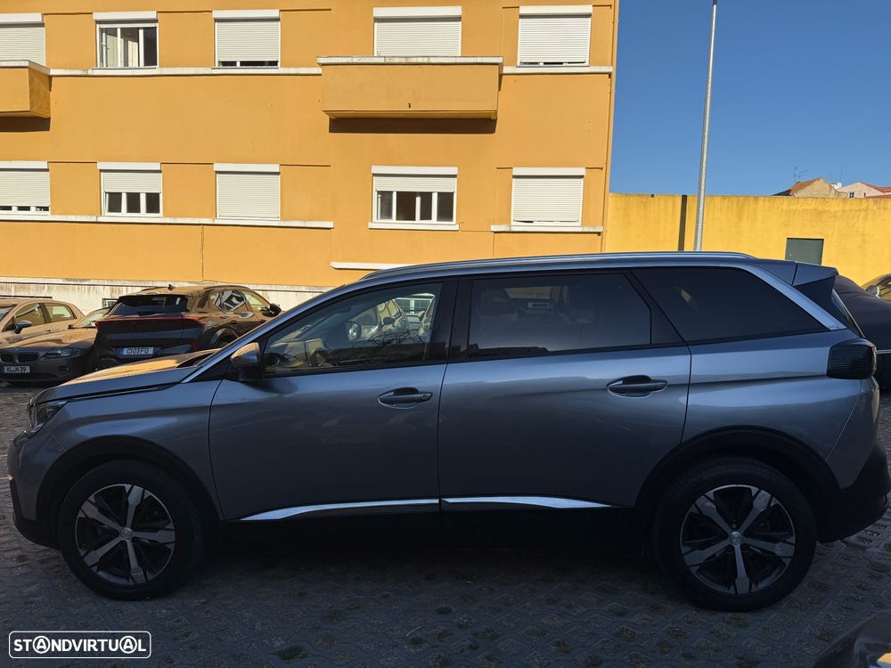 Peugeot 5008 1.5 BlueHDi Allure EAT8 - 3