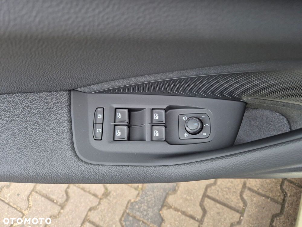 Skoda Superb 2.0 TDI SCR 4x4 L&K DSG - 16