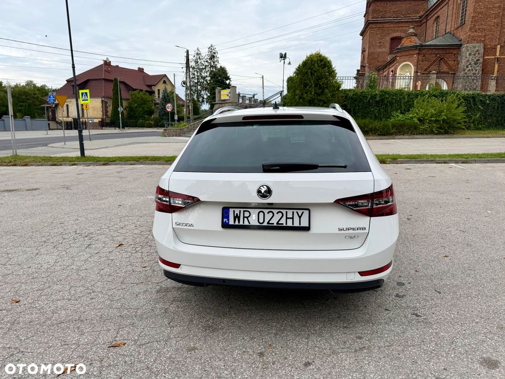 Skoda Superb 2.0 TDI 4x4 L&K DSG - 7