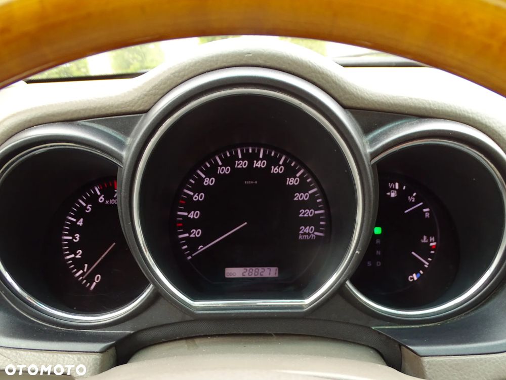 Lexus RX Lux - 31
