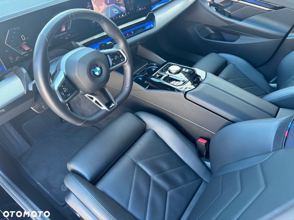 BMW Seria 5 520d xDrive mHEV M Sport - 7