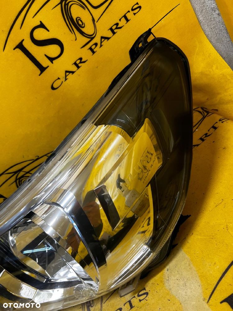 LAMPA REFLEKTOR PRZÓD PRZEDNIA LEWY LEWA TOYOTA HILUX VIII 2020 - 7
