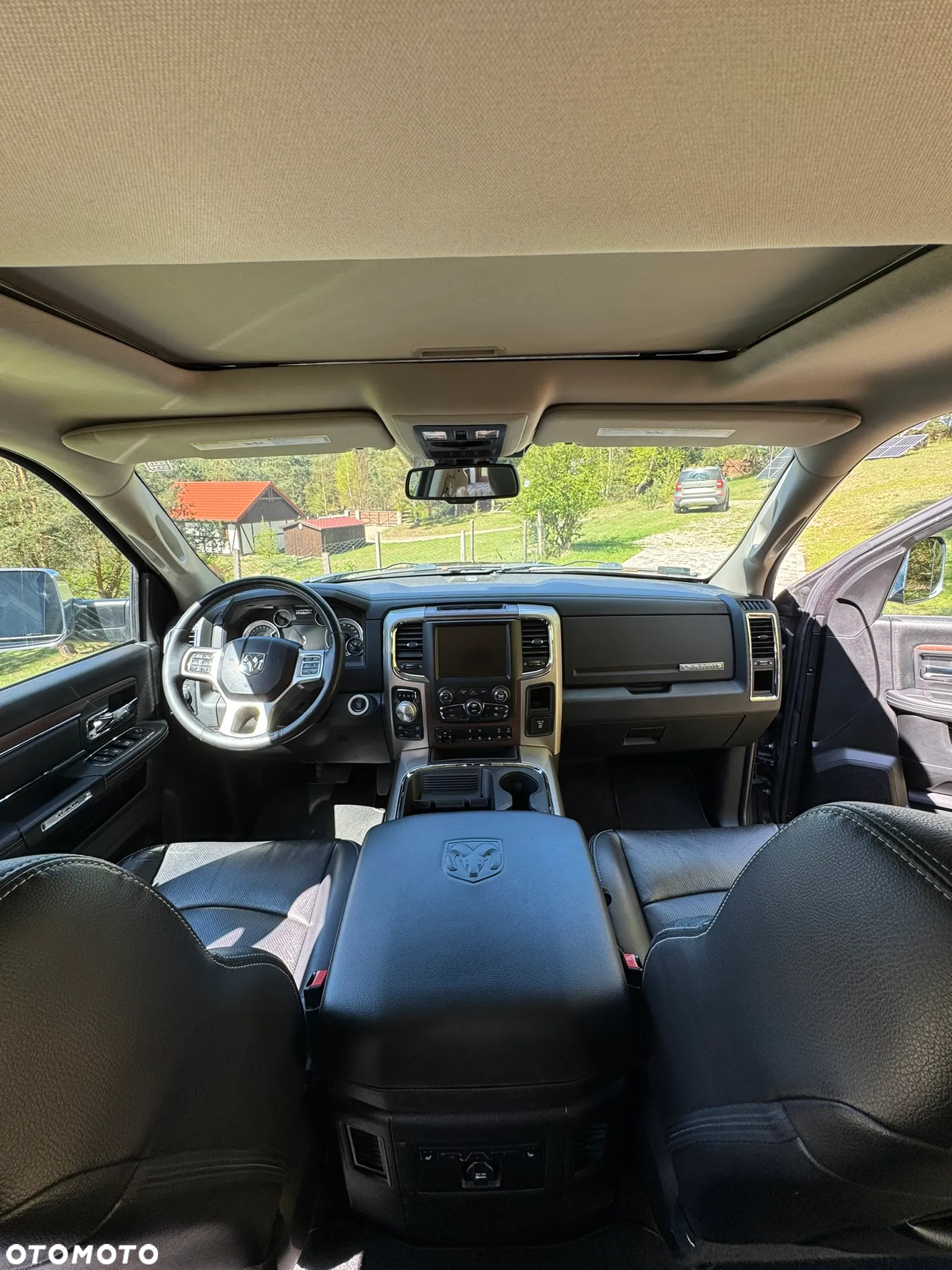 RAM 1500 5.7 Crew Cab Laramie - 23