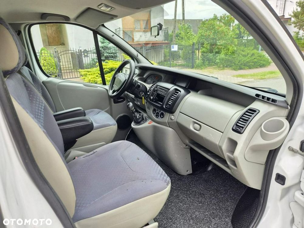 Renault Trafic - 11