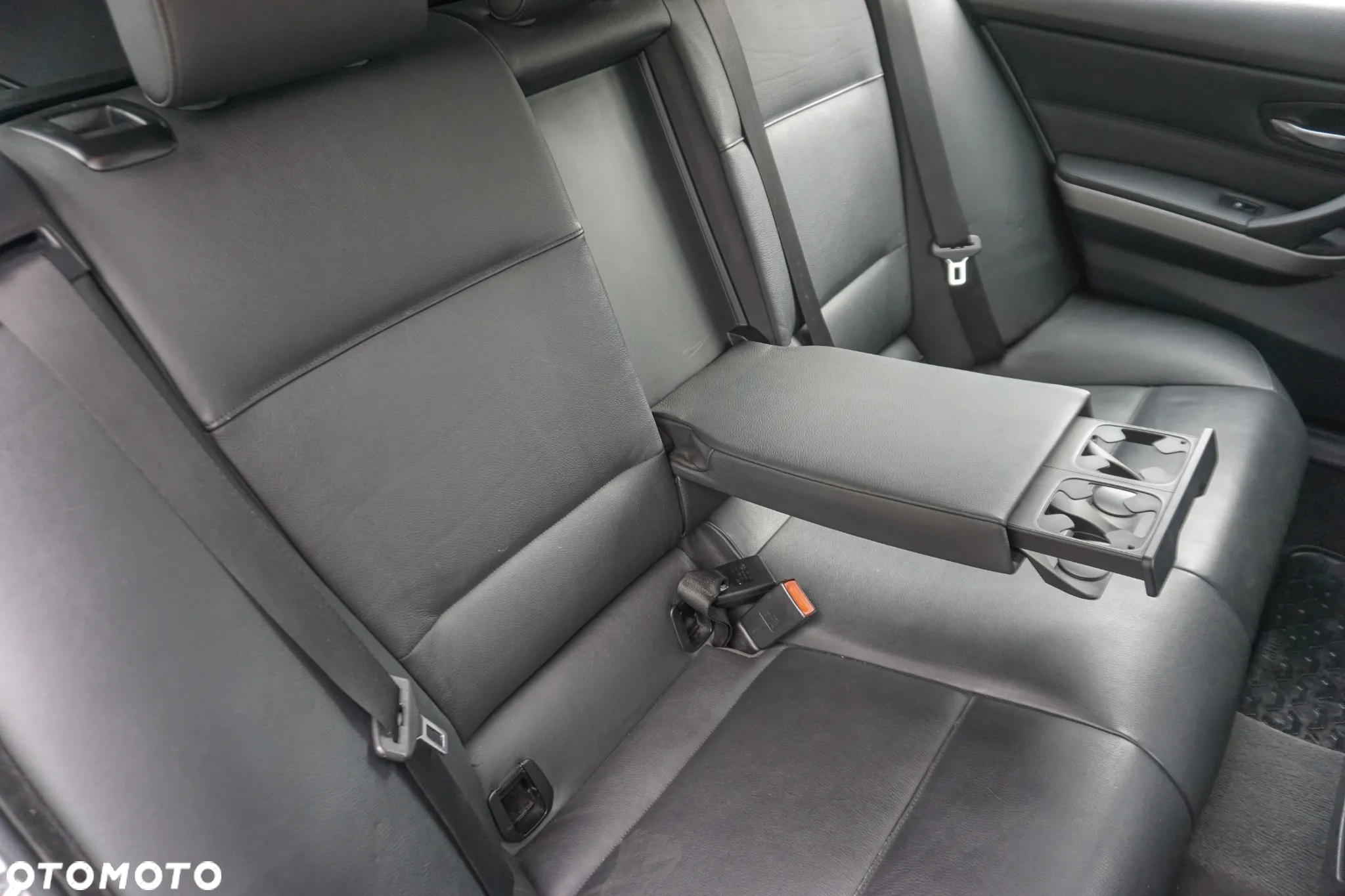 BMW Seria 3 325d - 14