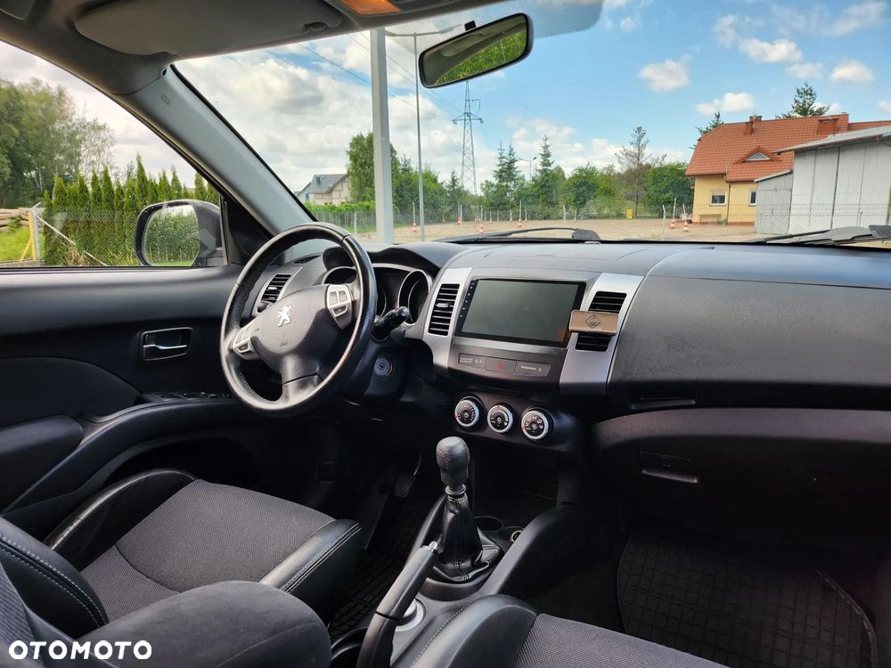 Peugeot 4007 HDI FAP 7-Sitzer Platinum - 27