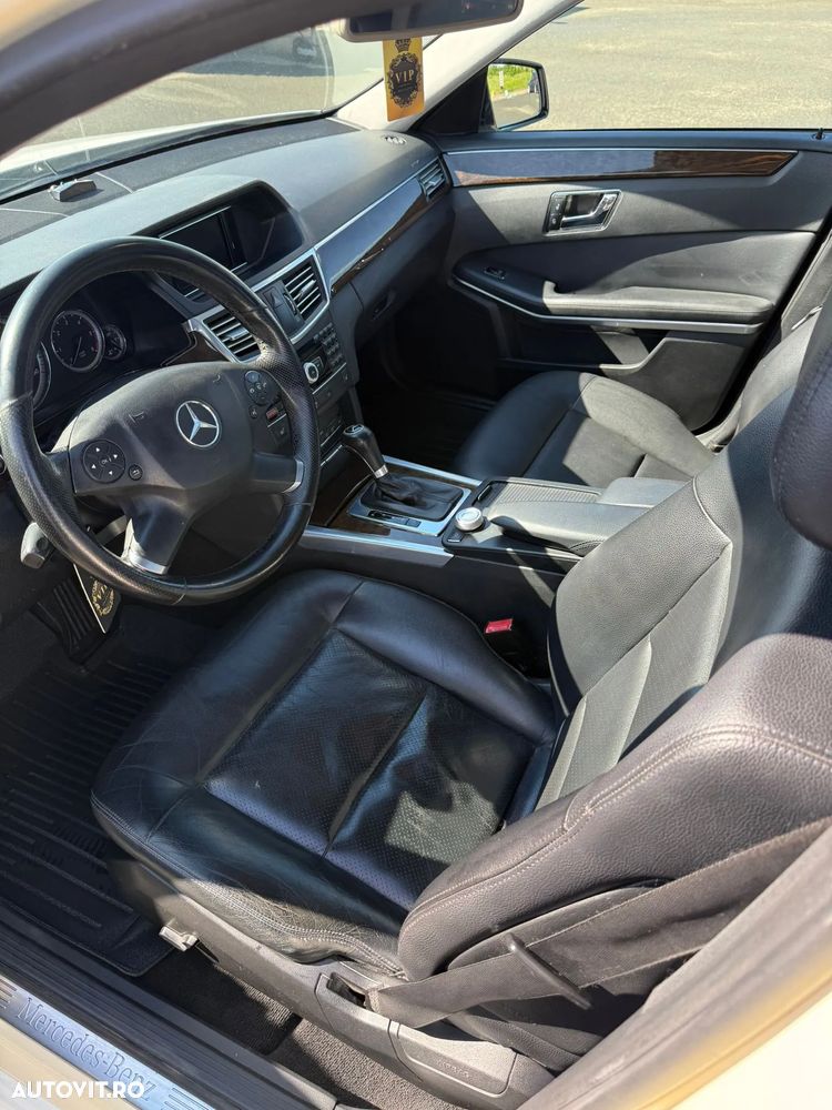 Mercedes-Benz E - 19