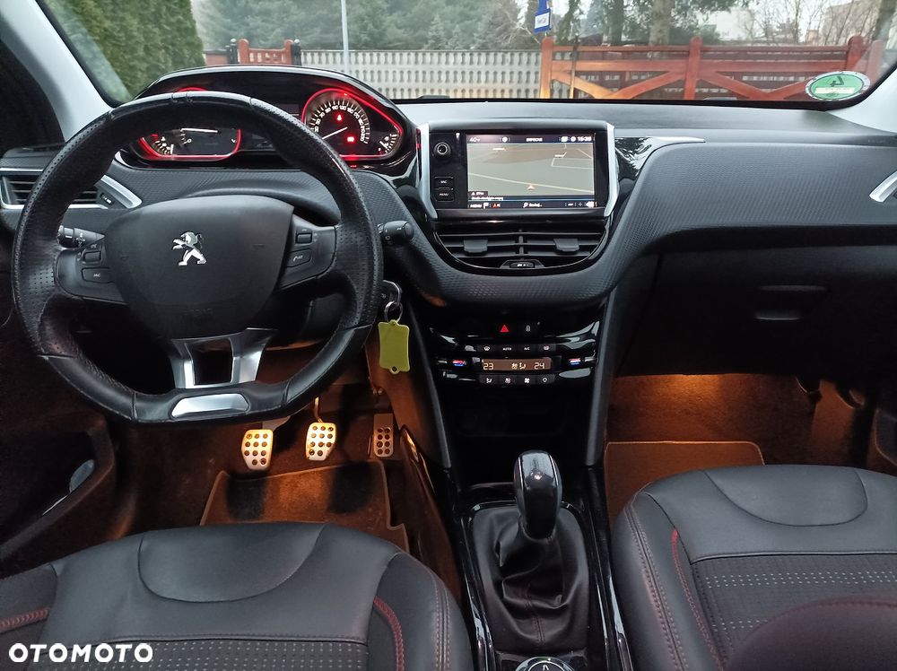 Peugeot 2008 PureTech 110 Stop&Start GT-Line Edition - 13