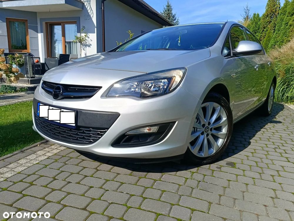 Opel Astra 1.4 T Energy EU6 - 15