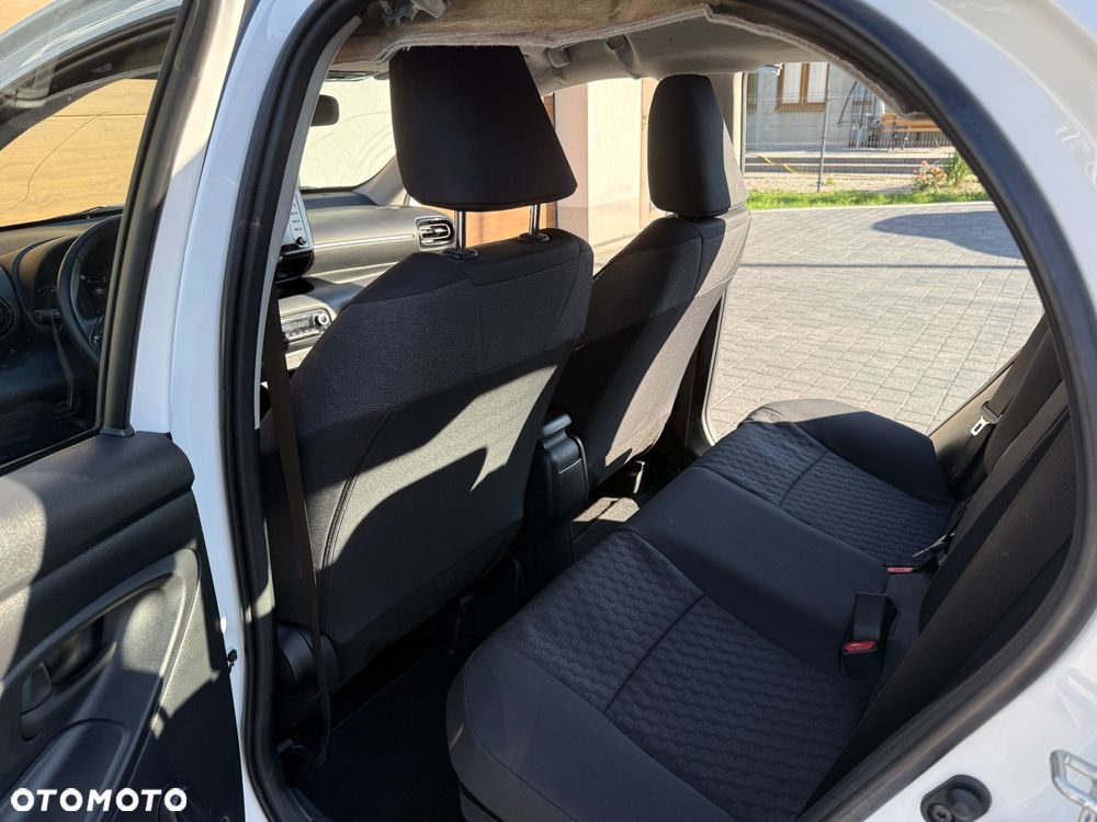 Toyota Yaris Hybrid 1.5 Active - 19