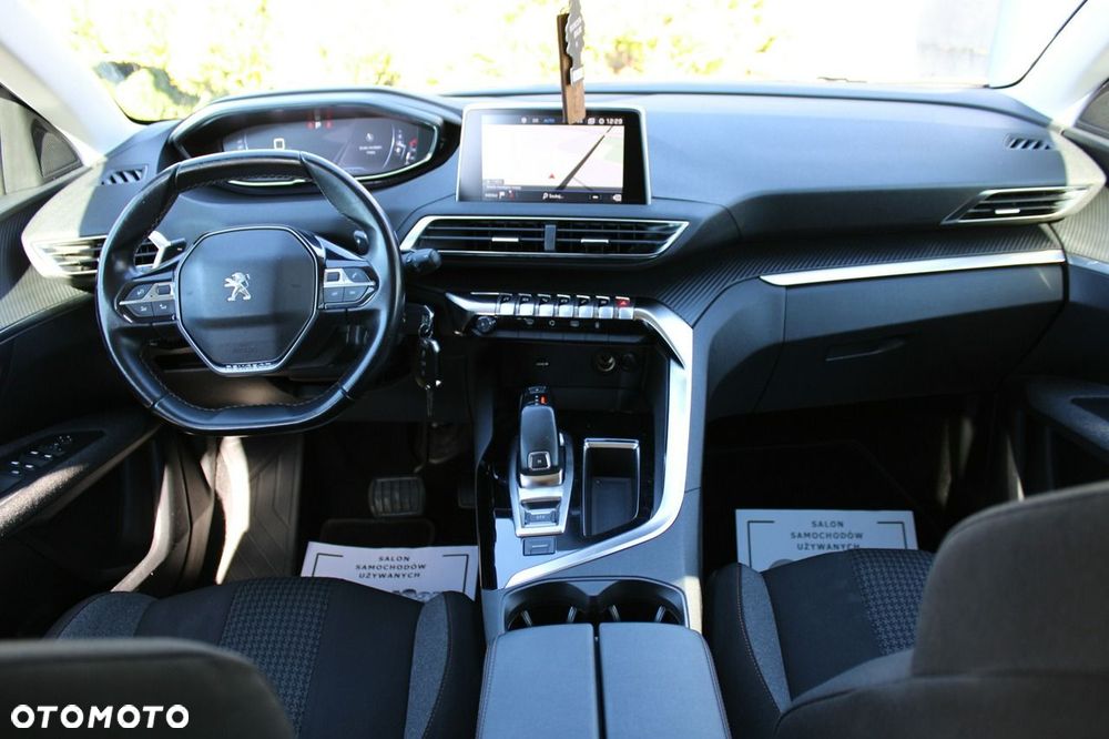 Peugeot 3008 - 18