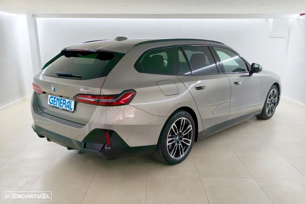 BMW 520 d Pack Desportivo M Pro - 3