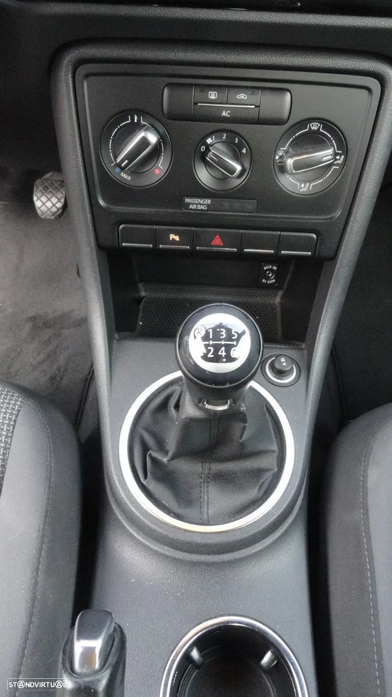 VW New Beetle 1.2 TSi Design - 17