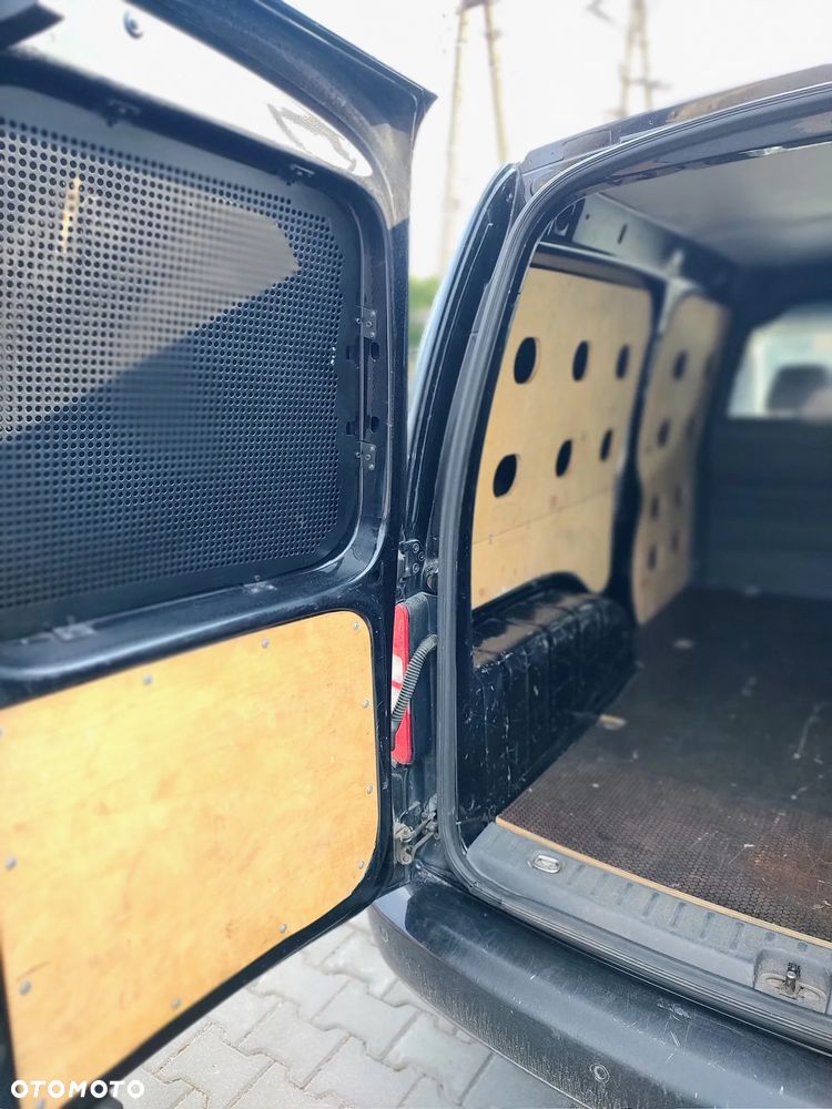 Volkswagen CADDY - 10