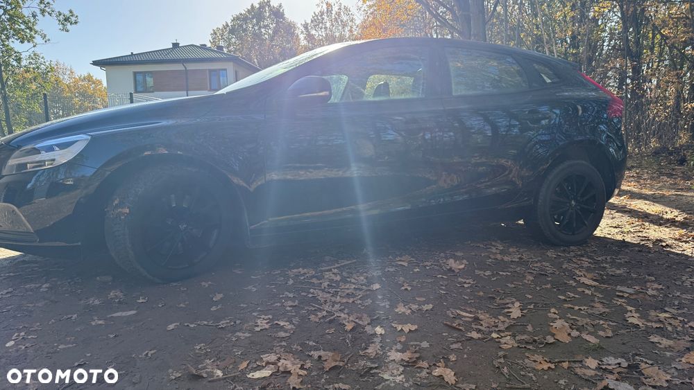 Volvo V40 2017 photo 2