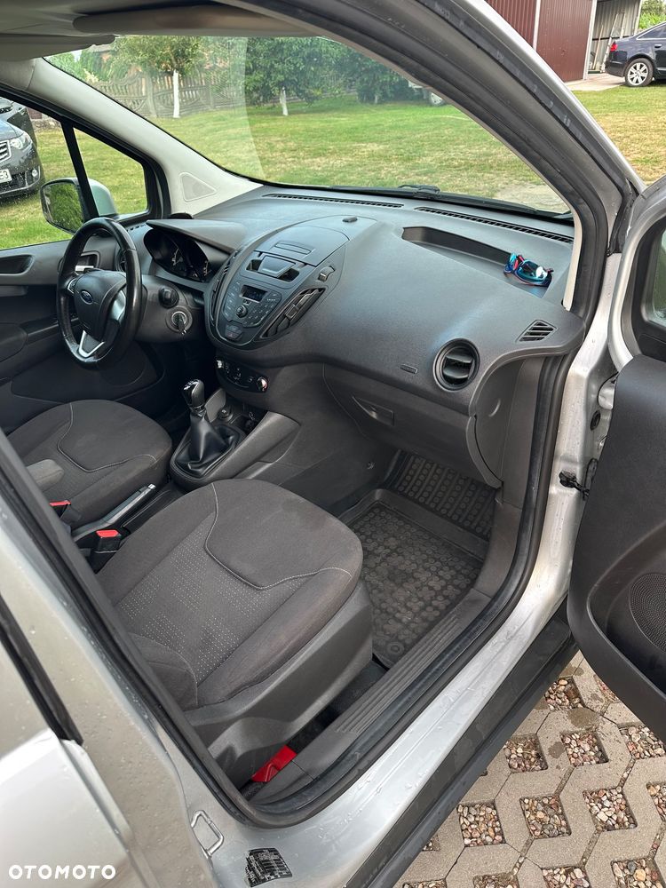 Ford Transit Courier - 7