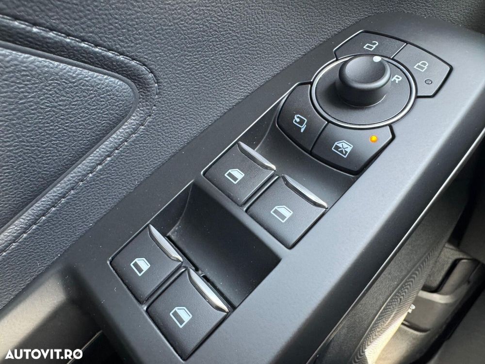Ford Focus - 19
