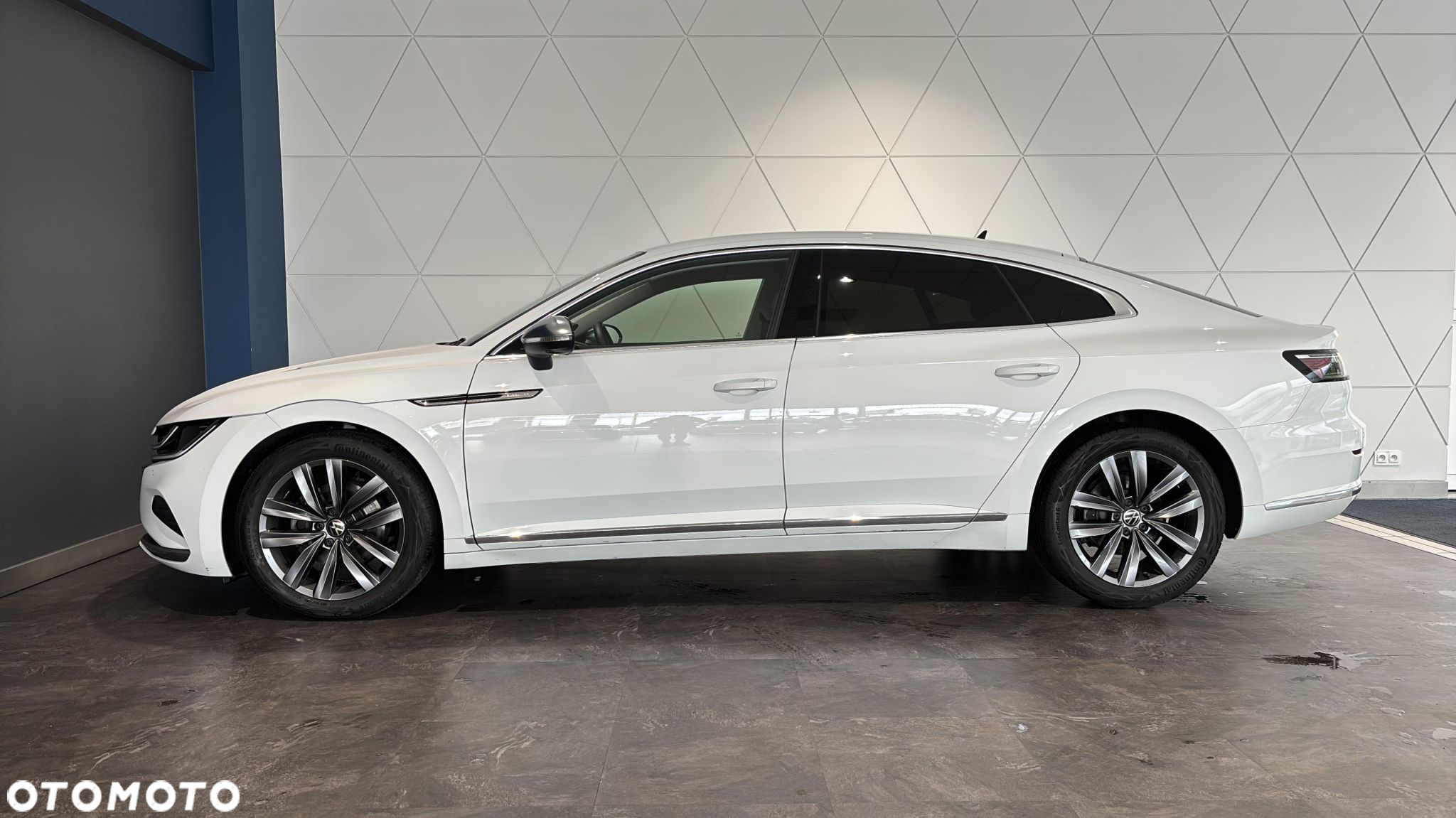 Volkswagen Arteon 2.0 TSI Elegance DSG - 2