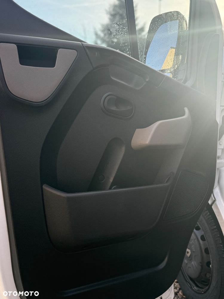 Renault Master - 9